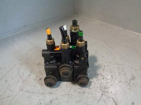 Range Rover L405 Air Suspension Rear Crossover Valve CPLA-5B710-BB 2013 to 2017