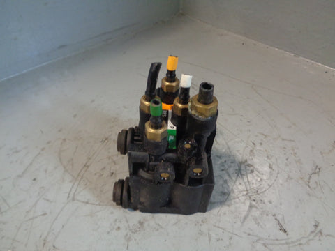 Range Rover L405 Air Suspension Rear Crossover Valve CPLA-5B710-BB 2013 to 2017