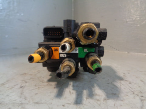 Range Rover L405 Air Suspension Rear Crossover Valve CPLA-5B710-BB 2013 to 2017
