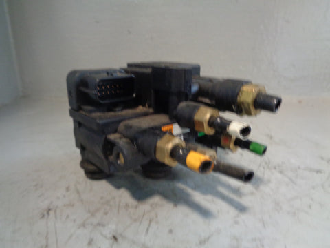 Range Rover L405 Air Suspension Rear Crossover Valve CPLA-5B710-BB 2013 to 2017