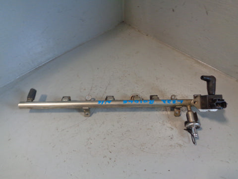 Range Rover L322 Fuel Injector Rail Petrol 4.2 V8 Supercharged AJ-V8 Near Side