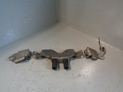 Range Rover L405 Exhaust Crossover Link Pipe Bracket 3.0 TDV6 2013 to 2017