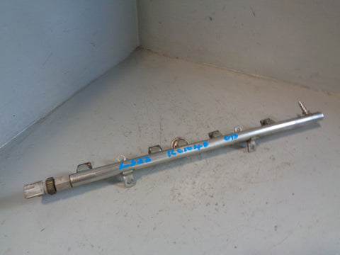 Range Rover L322 Fuel Injector Rail Petrol 4.2 V8 Supercharged AJ-V8 Off Side