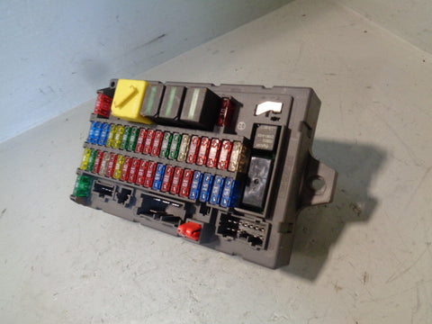 Discovery 2 Fuse Box Under Dash YQE000251 Land Rover 1998 to 2004