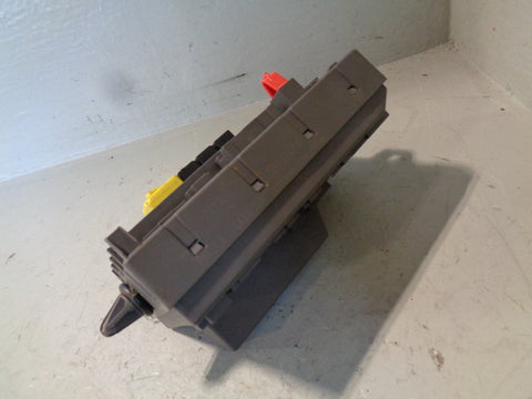 Discovery 2 Fuse Box Under Dash YQE000251 Land Rover 1998 to 2004