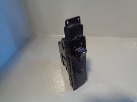 Range Rover L322 Near Side Front Electric Window Switch YUD000263PVA