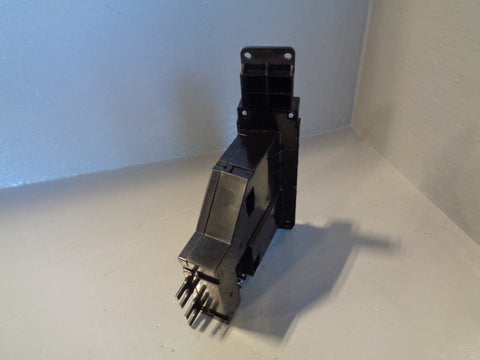 Range Rover L322 Near Side Front Electric Window Switch YUD000263PVA