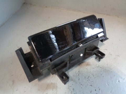 Discovery 4 Ashtray Front Land Rover AH22-048A02-AB 2009 to 2016 Black K10064