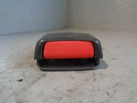 Discovery 2 Seat Belt Buckle Clasp Centre Rear Land Rover 1998 to 2004