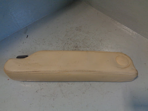 Discovery 3 Armrest Near Side Passenger Alpaca Land Rover 2004 to 2009 D15015