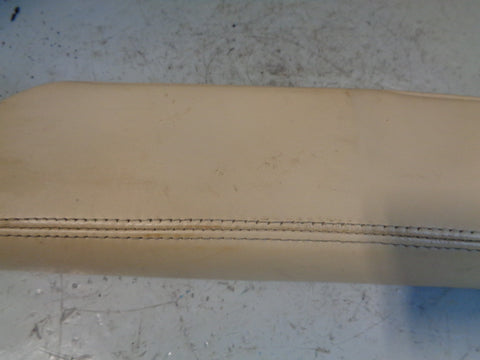 Discovery 3 Armrest Near Side Passenger Alpaca Land Rover 2004 to 2009 D15015