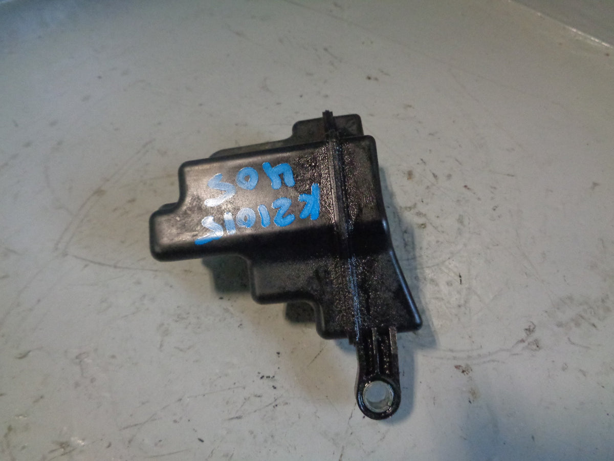 Range Rover L405 Vacuum Valve Reservoir Tank 3.0 TDV6 9X2Q-9Y498-AB 2013 to 2017