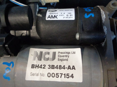 Range Rover L322 Air Suspension Compressor Pump AMK RQU500302 L24045