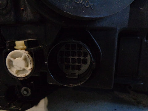 Discovery 4 Headlight Near Side Halogen Left AH22-13W030-AC L319 Land Rover