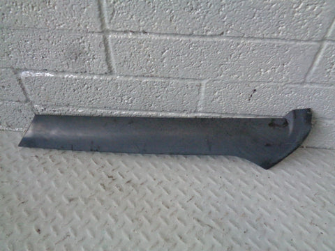 Discovery 2 A Pillar Trim Off Side Front External Cover Land Rover R18044