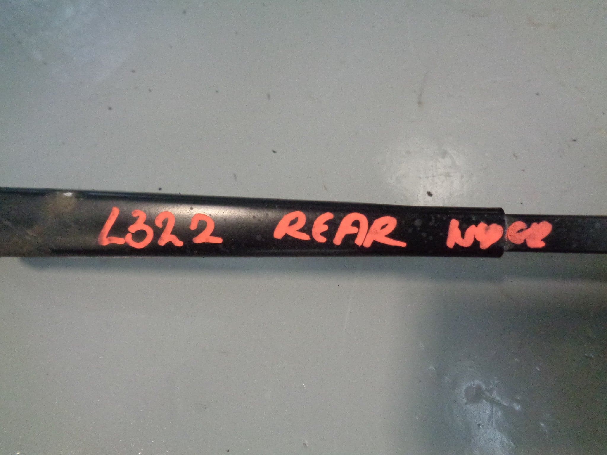 L322 Rear Wiper Range Rover L322 Rear Wiper Arm 2002 to 2010 Land Rover – Gentlemen Of ...