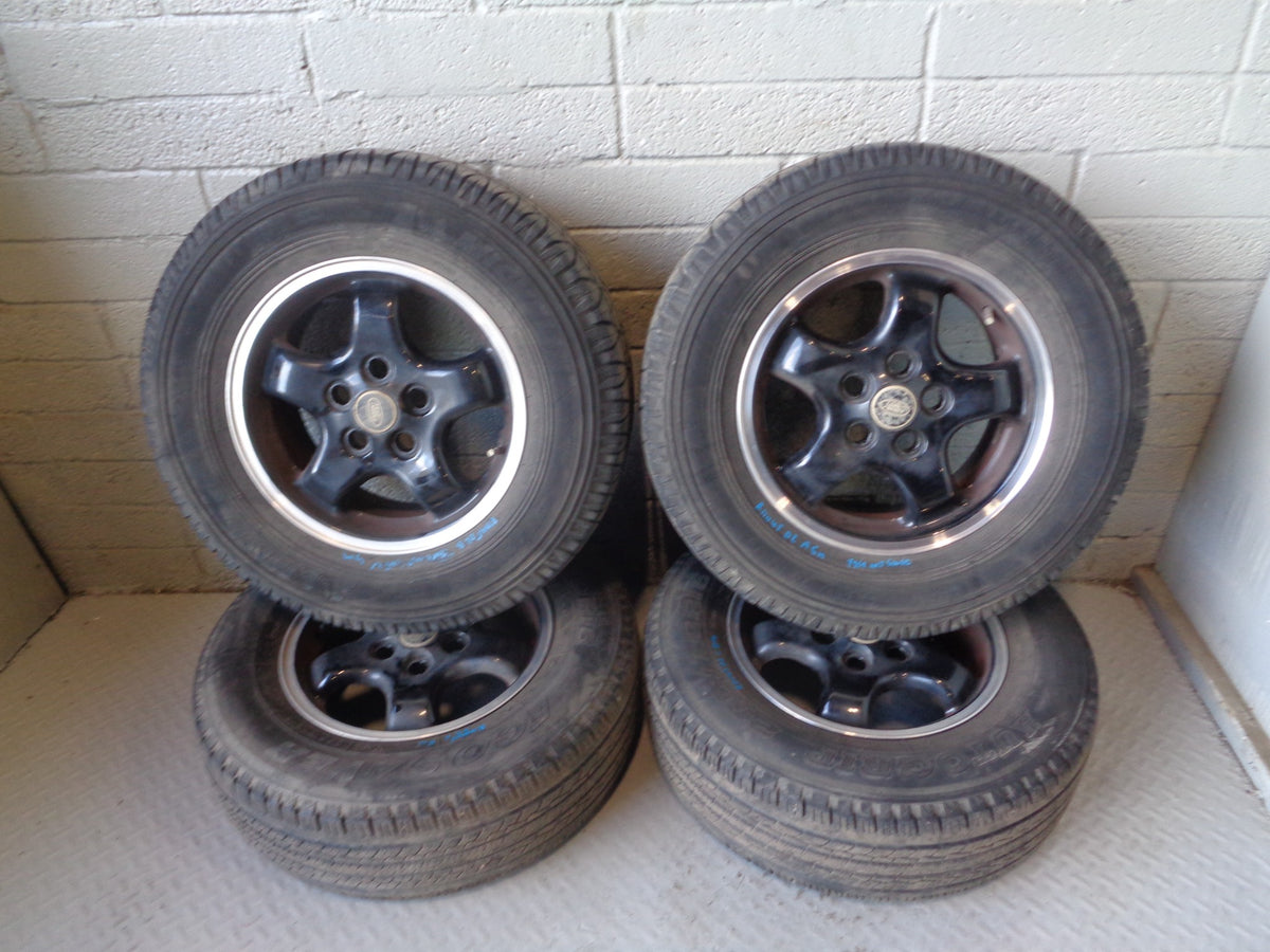 Discovery 2 Alloy Wheels with Tyres Set of 4x 235/70R16 Land Rover R11045