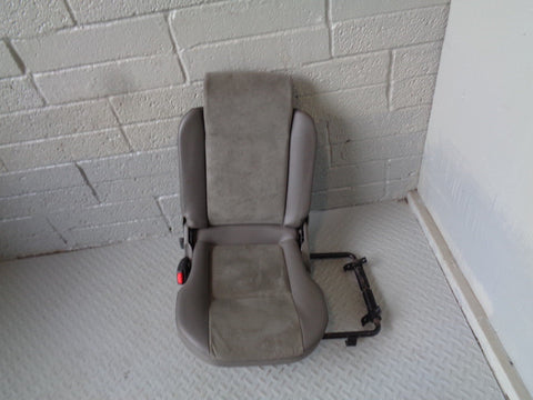 Discovery 2 Dickie Seats Pair Grey Fabric Cloth 3rd Row Land Rover R18044