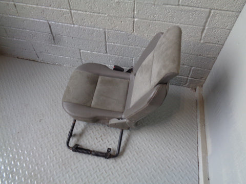 Discovery 2 Dickie Seats Pair Grey Fabric Cloth 3rd Row Land Rover R18044