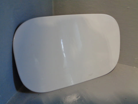 Discovery 4 Fuel Flap Fuji White LRC 867 Land Rover 2009 to 2014