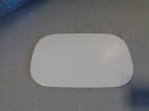 Discovery 4 Fuel Flap Fuji White LRC 867 Land Rover 2009 to 2014