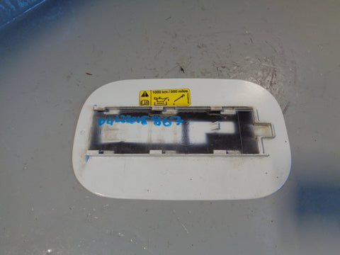 Discovery 4 Fuel Flap Fuji White LRC 867 Land Rover 2009 to 2014