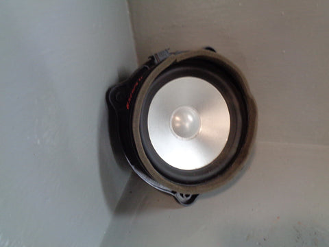 Range Rover L322 Rear Door Speaker XQM500100 Left or Right 2002 to 2006