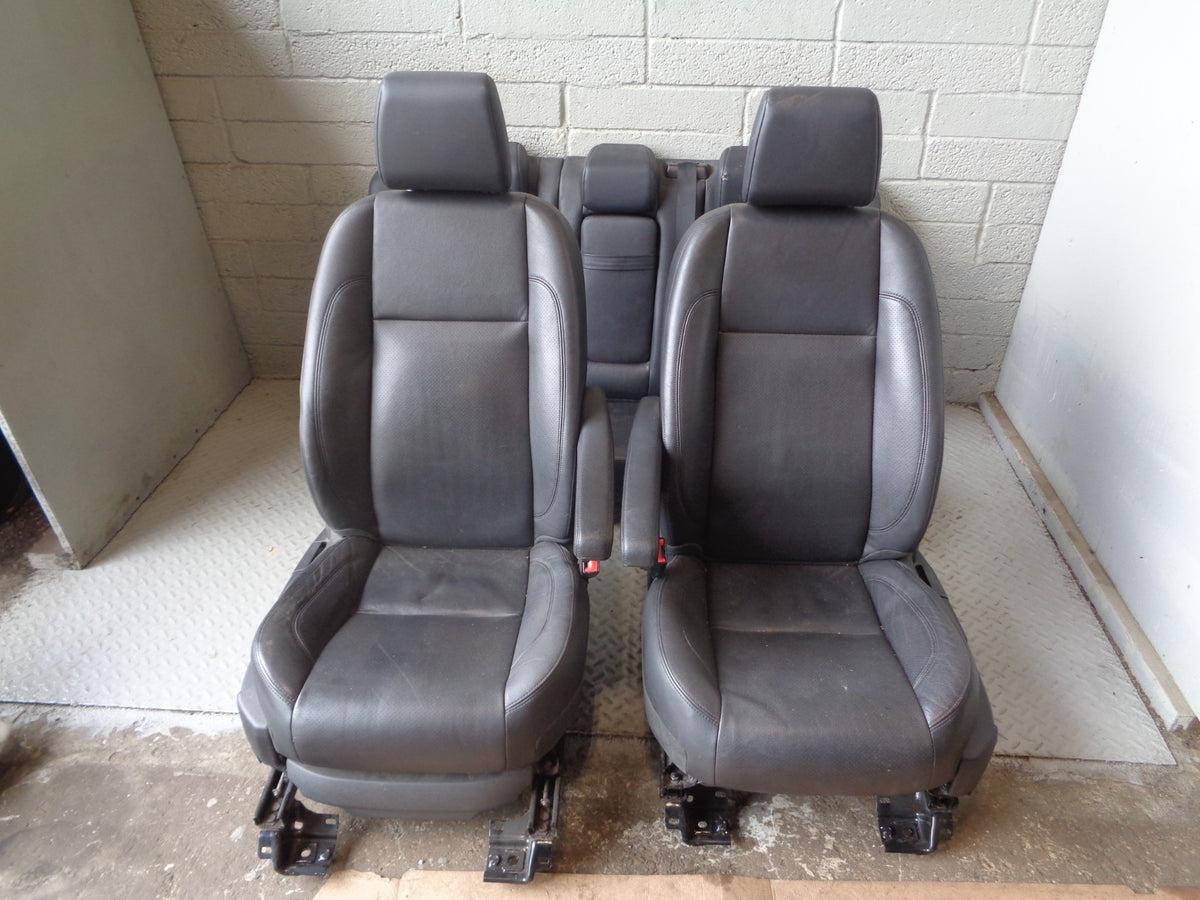 Freelander 2 Seats Set of Electric Leather Black Land Rover 2006 to 2011 R25035
