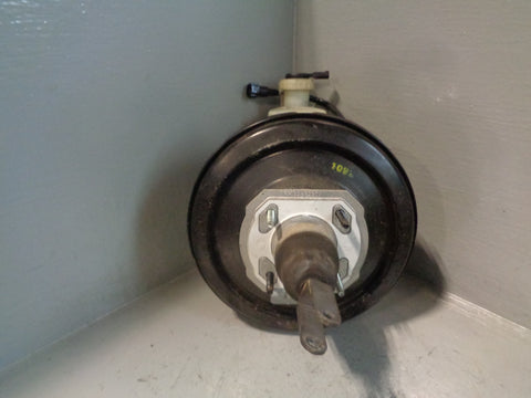 Discovery 3 Brake Servo and Master Cylinder SJJ500010 Manual Land Rover