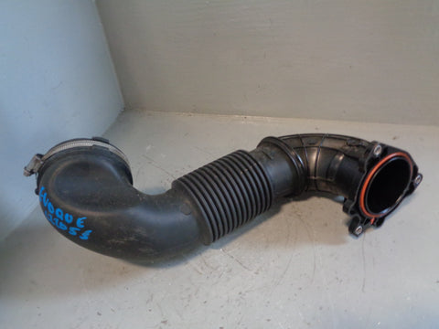 Range Rover Evoque Air Intake Pipe GJ32 9F876 AB 2.0 D L538 2016 to 2018