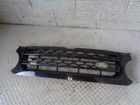 Discovery 4 Grille Front in Black Land Rover 2009 to 2016 K18035