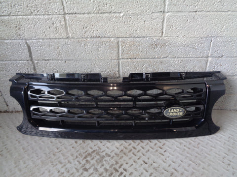 Discovery 4 Grille Front in Black Land Rover 2009 to 2016 K18035