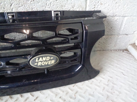 Discovery 4 Grille Front in Black Land Rover 2009 to 2016 K18035