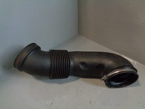 Range Rover L322 Air Intake Induction Pipe 4.4 V8 13.71-7509250 2002 to 2006