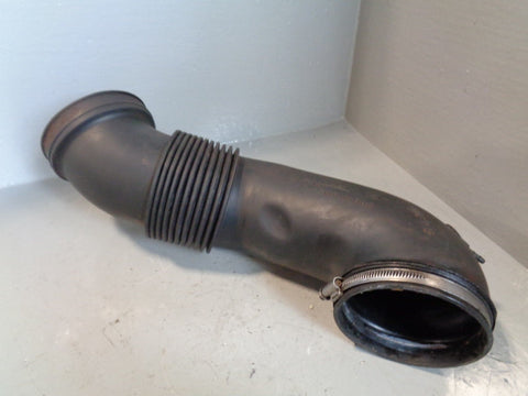 Range Rover L322 Air Intake Induction Pipe 4.4 V8 13.71-7509250 2002 to 2006