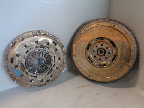 Discovery 3 Dual Mass Flywheel  2.7 TDV6 Land Rover 2004 to 2009 R24045