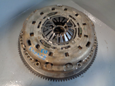 Discovery 3 Dual Mass Flywheel  2.7 TDV6 Land Rover 2004 to 2009 R24045