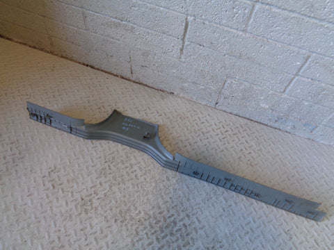 Range Rover Sport Sill Cover Plastic Trim Near Side Front Interior EMG500500