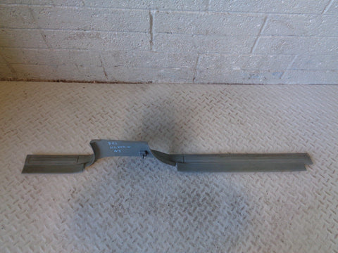 Range Rover Sport Sill Cover Plastic Trim Near Side Front Interior EMG500500