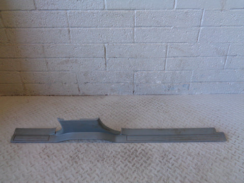 Range Rover Sport Sill Cover Plastic Trim Off Side Front Interior EMG500510