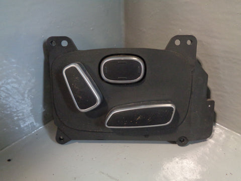Range Rover L405 Seat Adjustment Switch Driver Right CPLA-14B566-FA LEG