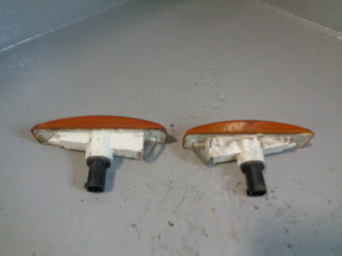 Discovery 3 Indicator Side Repeaters For Wings Pair Land Rover 2004 to 2009