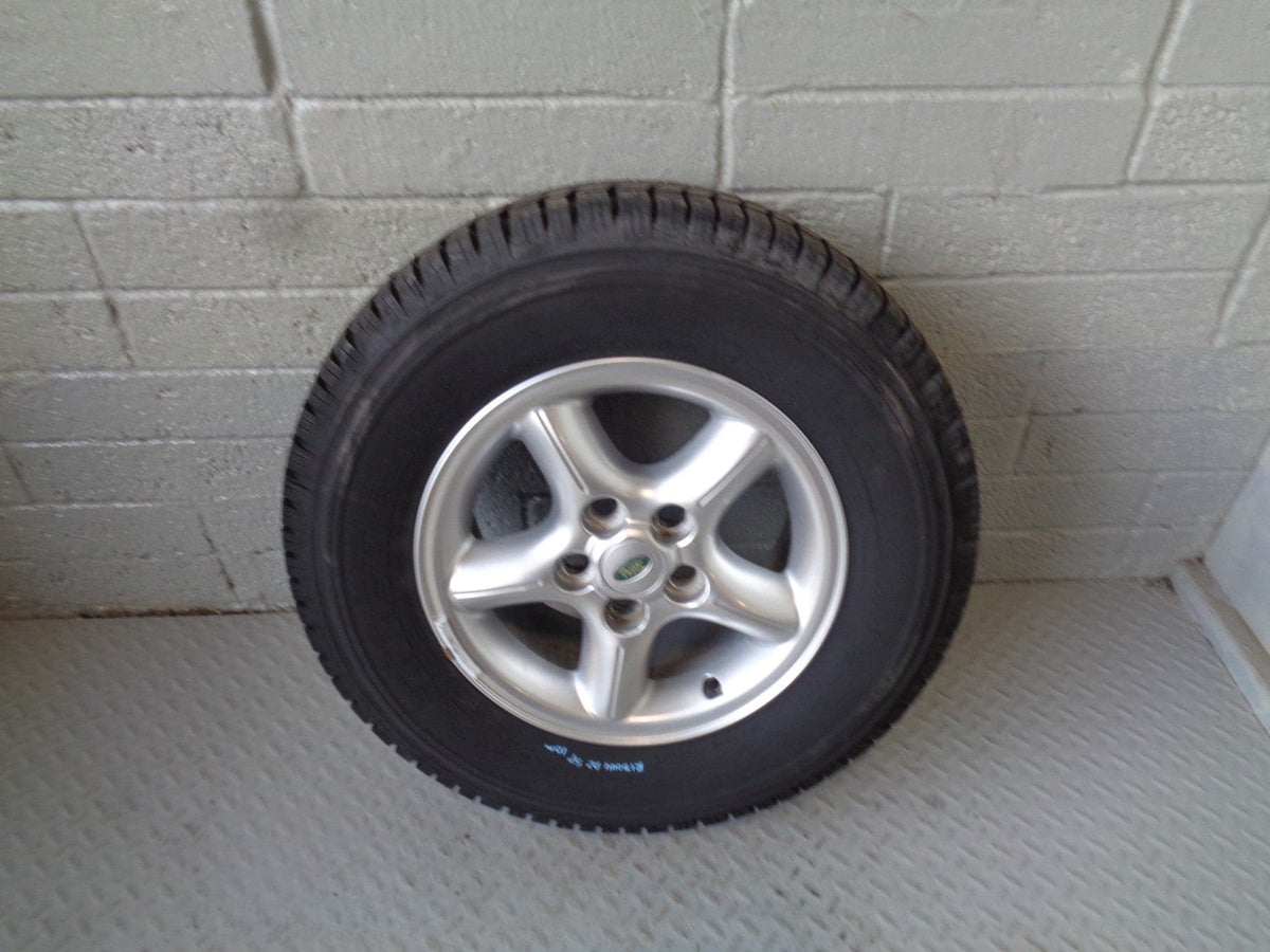 Discovery 2 Alloy Wheel and Tyre 16'' 255/65R16 Spare Land Rover R18044SP