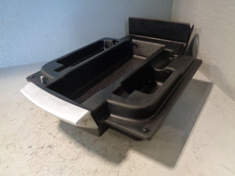 Range Rover L322 Centre Console Lid with Release Catch 2006 to 2012