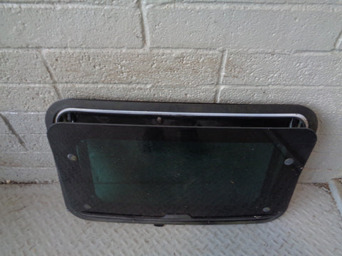 Discovery 2 Manual Sunroof for Front or Rear EED101471 1998 to 2004 Land Rover