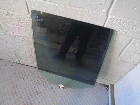 Range Rover Sport Glass Rear Door Window Off Side Tinted 2005 to 2013 L07055