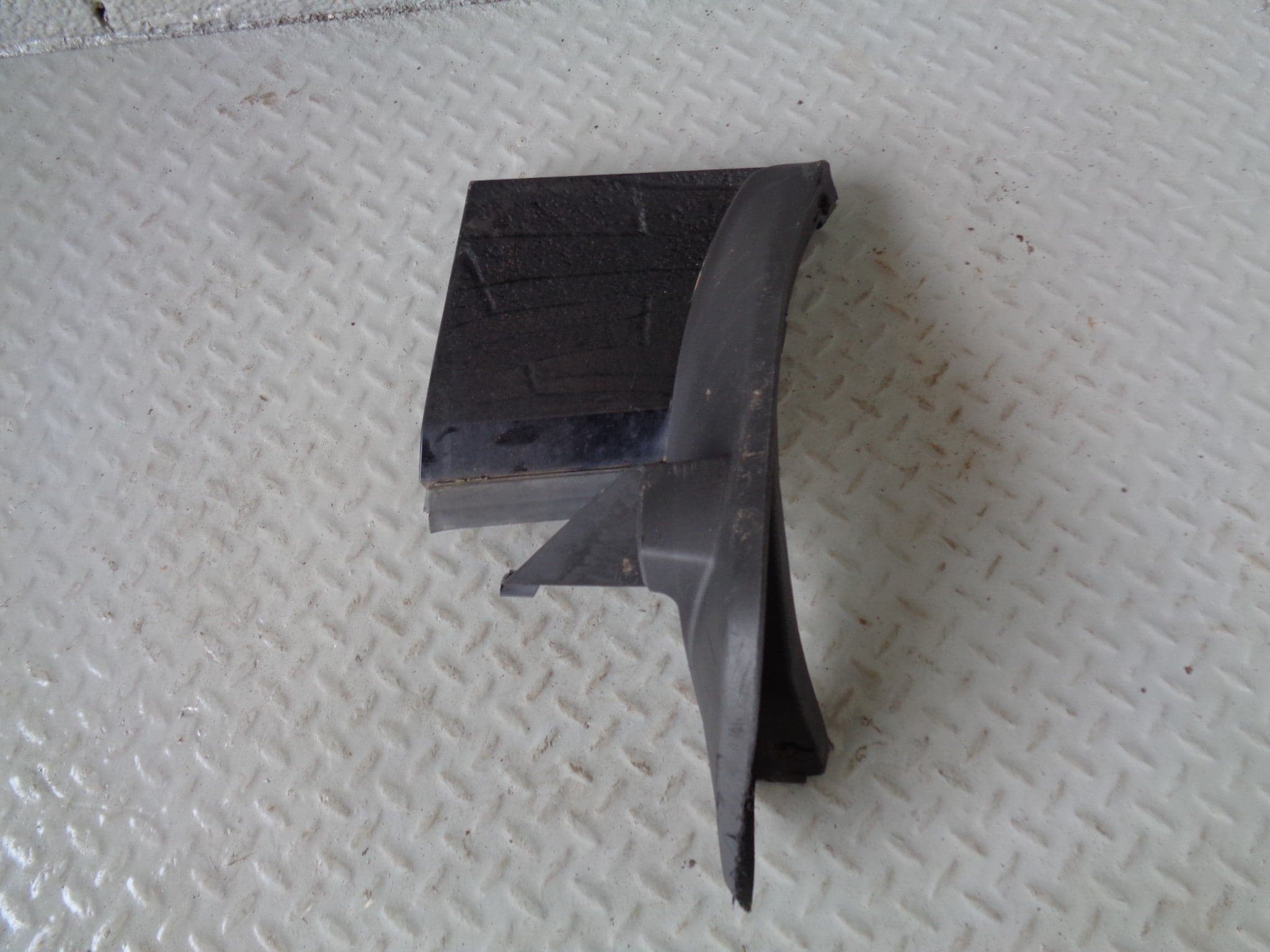 1985 Rane Rover Front Guard Range Rover Mud Flap Guard with Wing Trim Off Side Front Java Black L3 ...