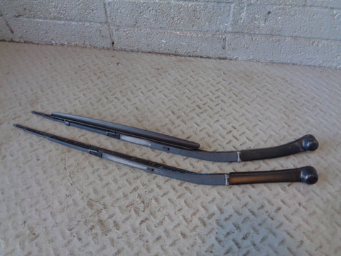 Range Rover L322 Front Windscreen Wiper Arms Pair 2002 to 2013
