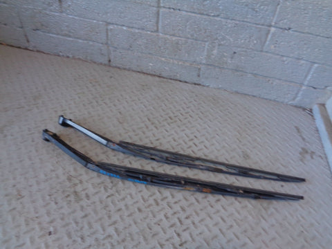 Range Rover L322 Front Windscreen Wiper Arms Pair 2002 to 2013