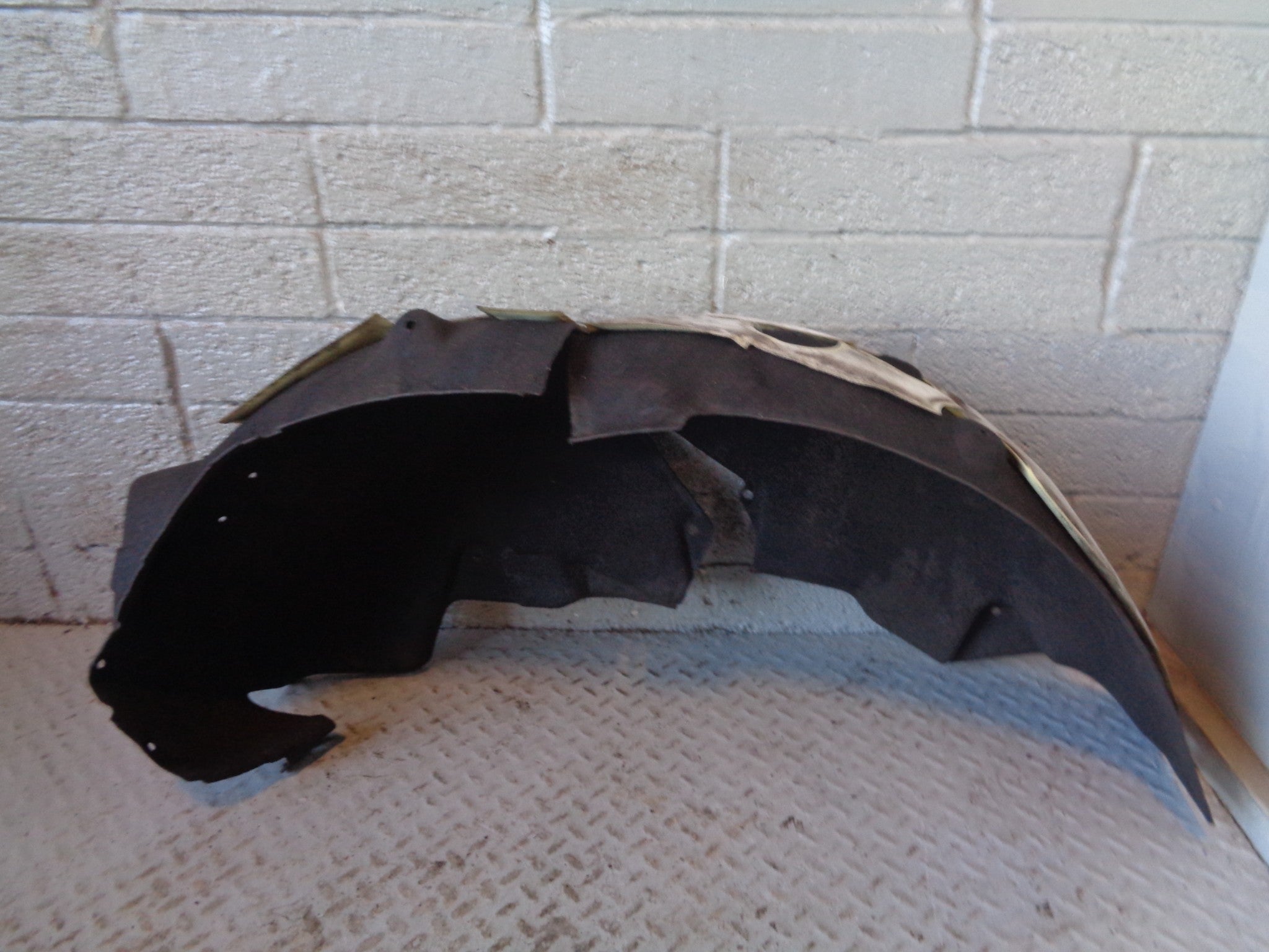 L405 Range Rover Rear Range Rover L405 Wheel Arch Liner Off Side Rear Right 2013 to 2017 ...
